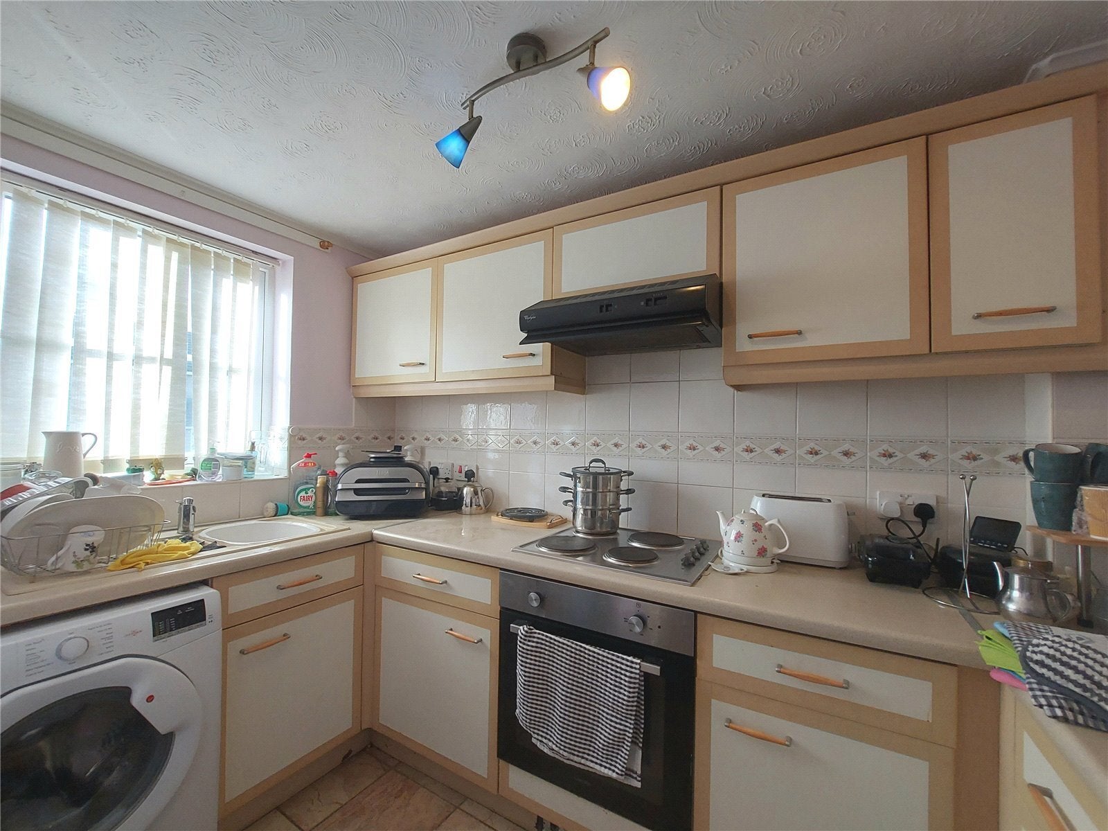 House Beacon Close in Borough of Pendle