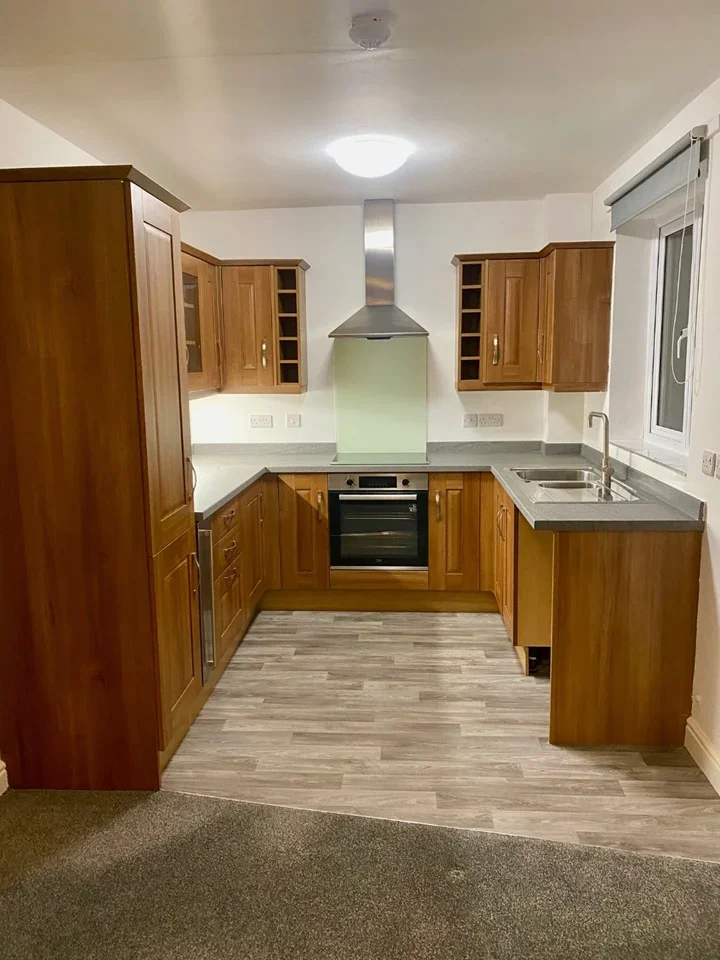 Flat Holbrook Road in Derby