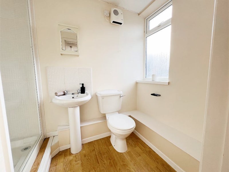Room Pearson Road in Ipswich