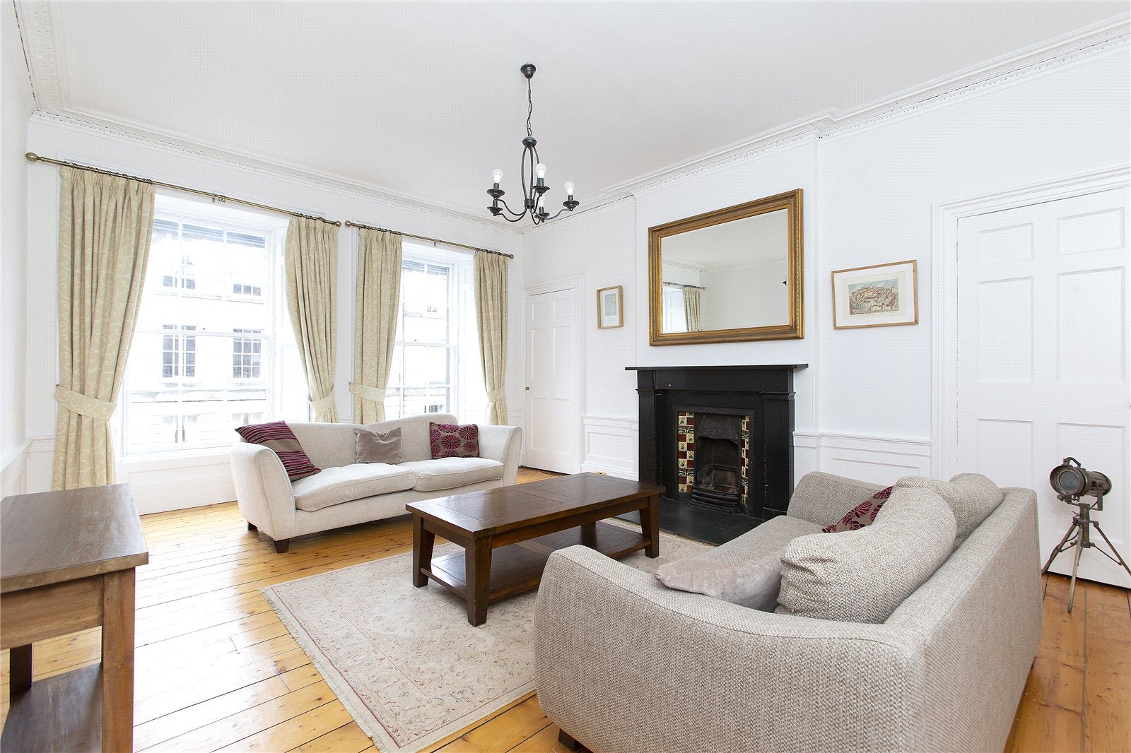 Flat Cumberland Street in City of Edinburgh