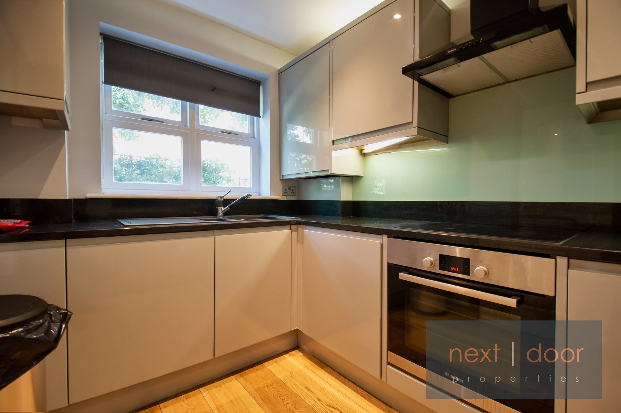 Flat Bakery Close in Greater London