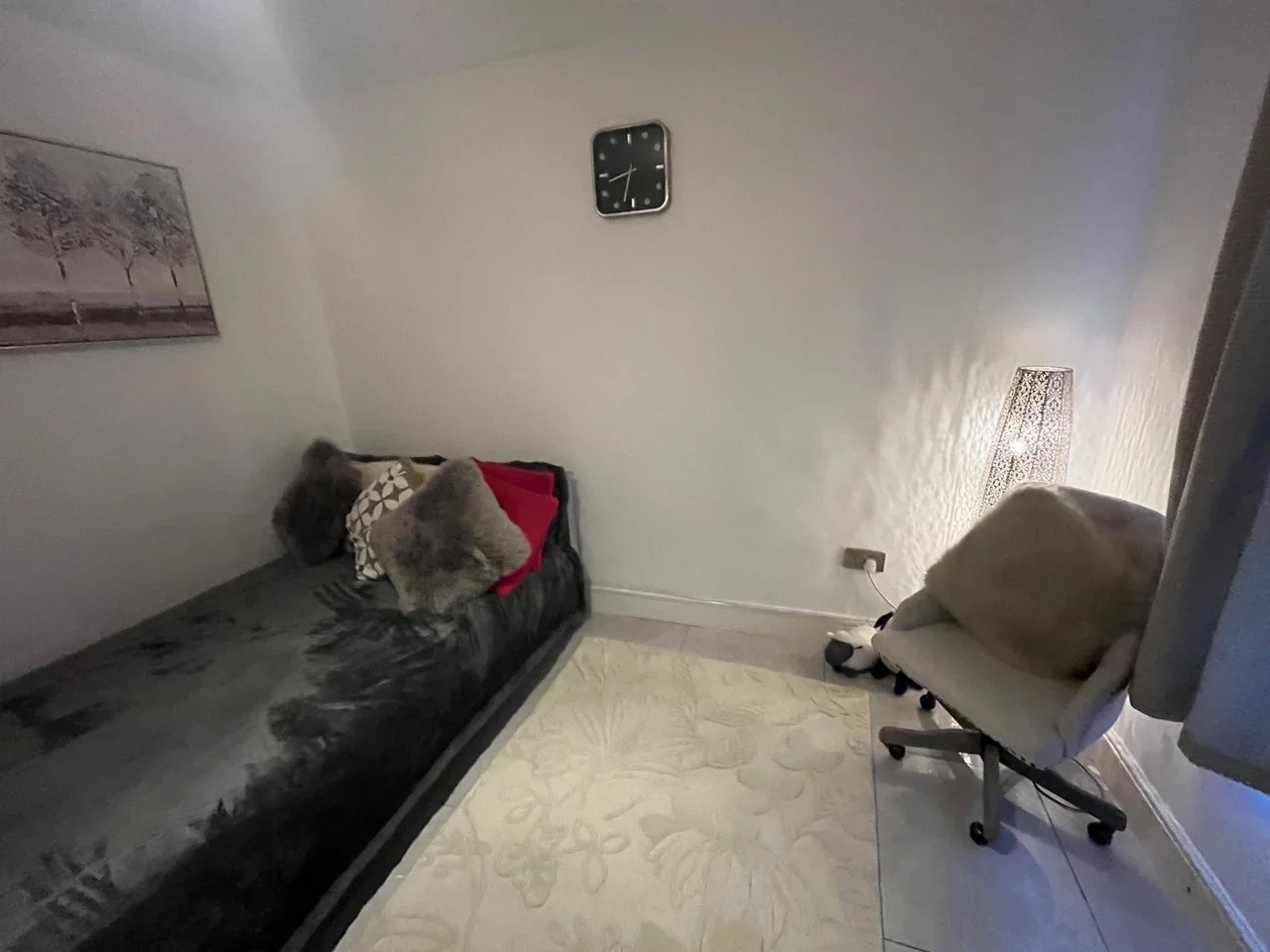 Room St. Agatha's Grove in Greater London