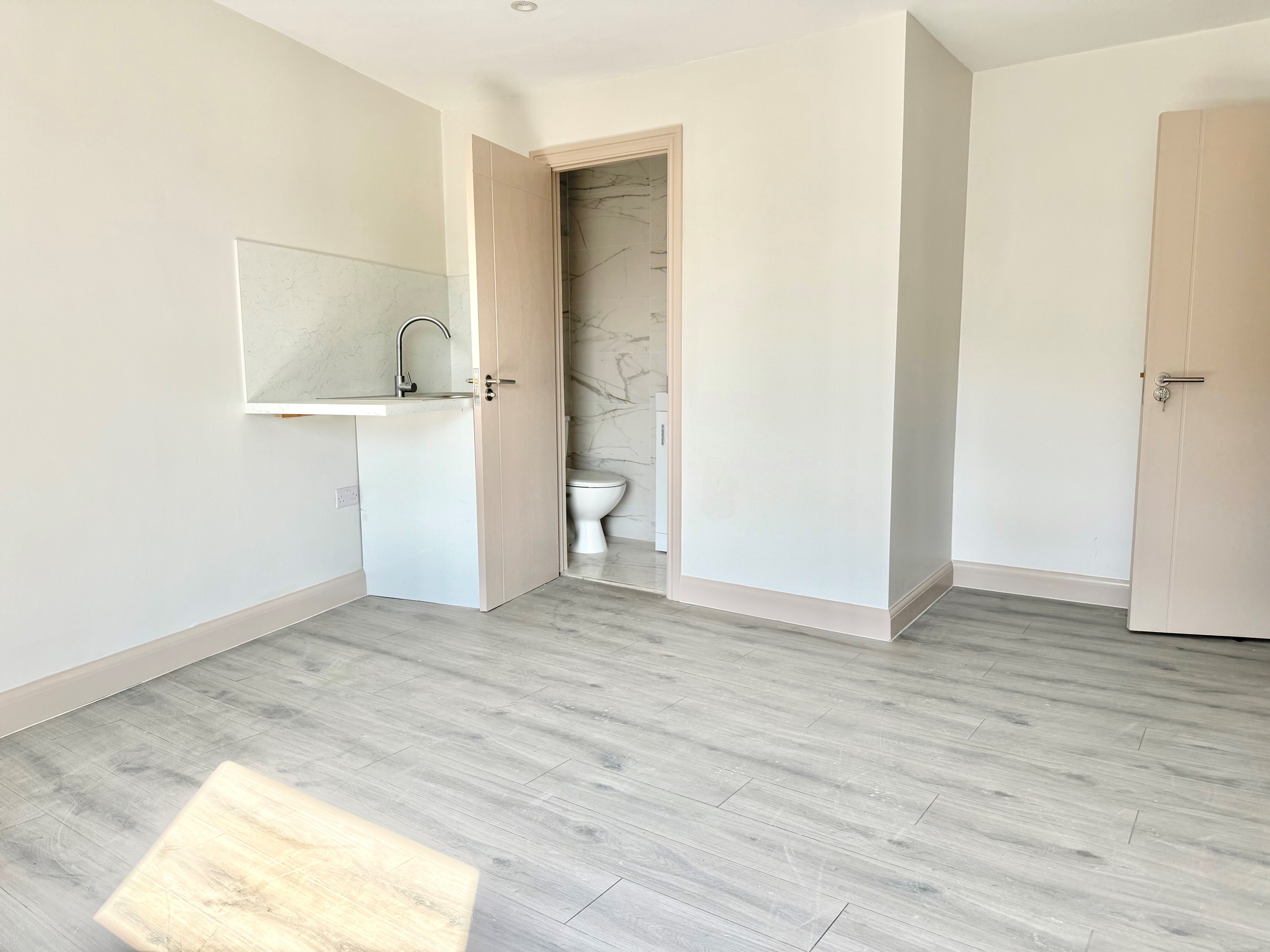 Flat Bonds Lane in Biggleswade