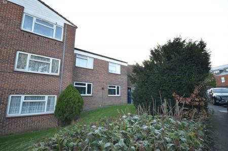 Flat Vega Road in Hertsmere