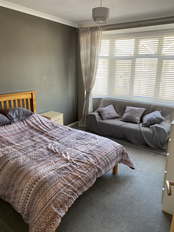 Room Richmond Wood Road in Bournemouth