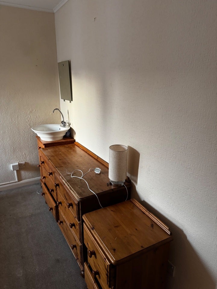 Room Geary Drive in Brentwood