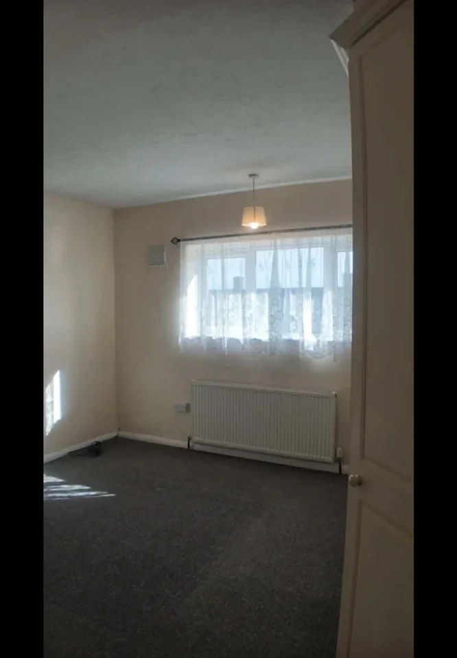 House Fairford Close in Greater London