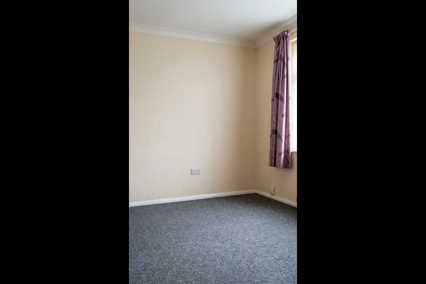House Fairford Close in Greater London
