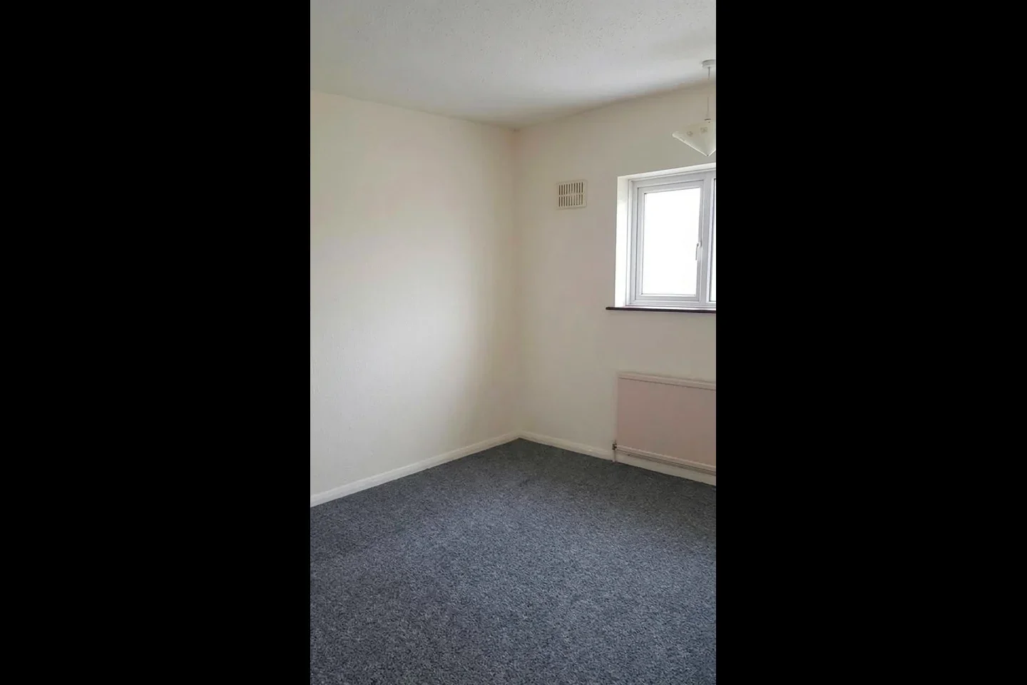 House Fairford Close in Greater London