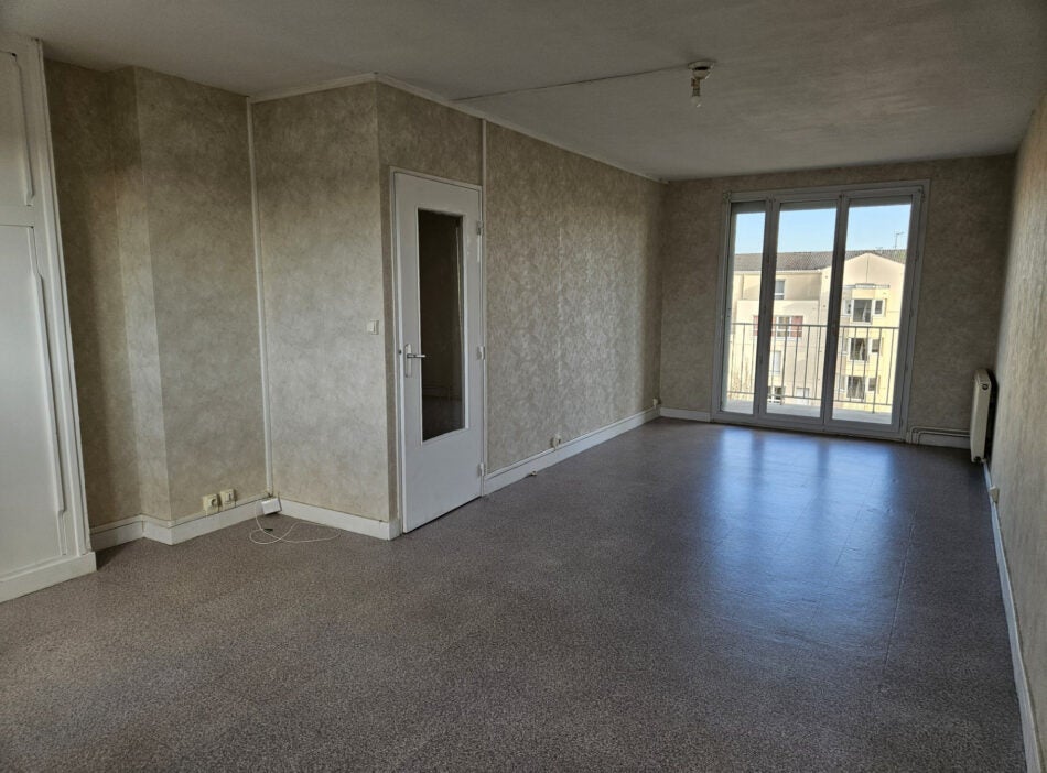 Appartement Rue Jules Verne à Saint-Laurent-sur-Saône