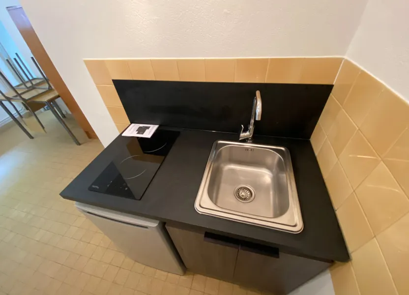 Room Avenue Charles de Gaulle in Castres
