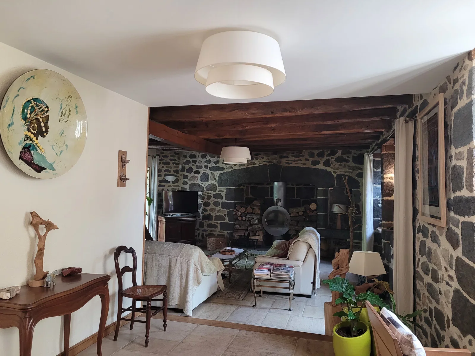 Chambre Rue du Maréchal Ferrant à Neuvéglise-sur-Truyère