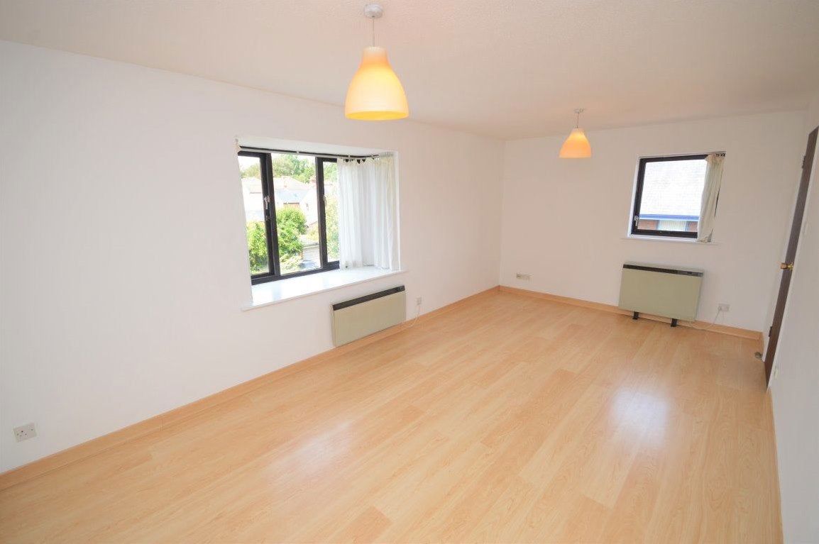 Flat Granville Road in St Albans