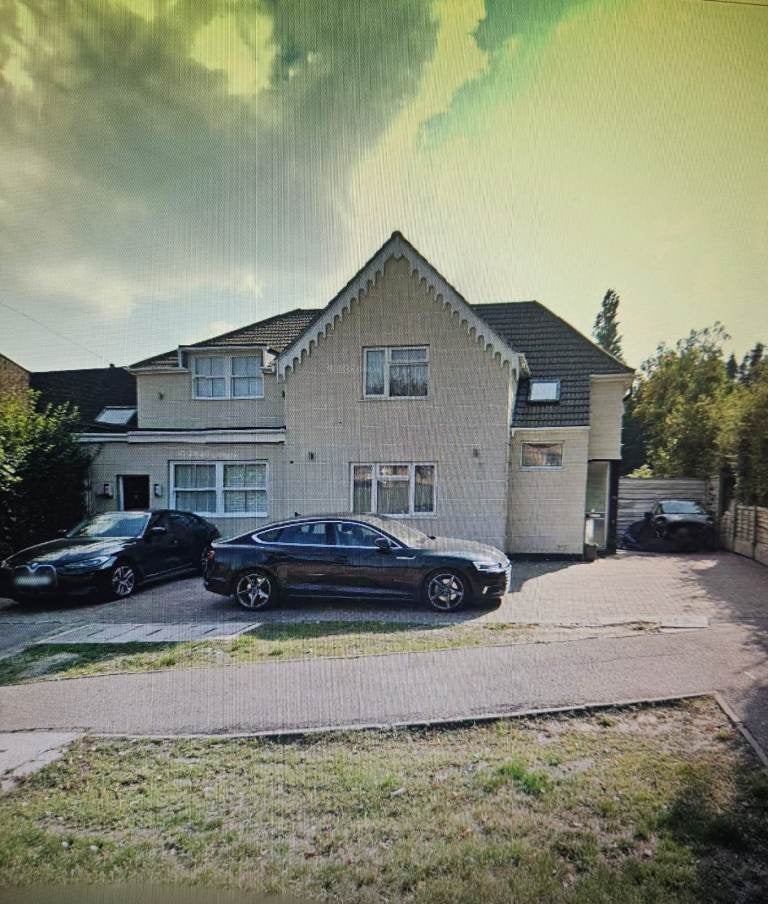 House Goff's Lane in Broxbourne
