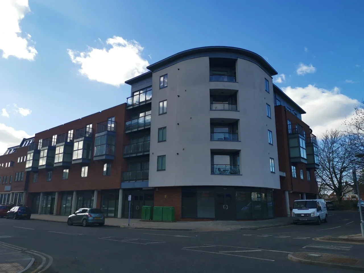 Flat Broomfield Road in Chelmsford