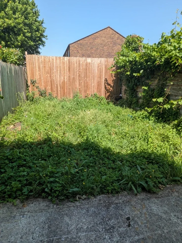 Flat Langham Road in Greater London