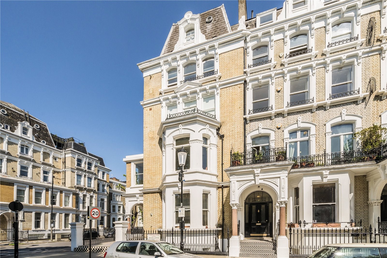 Flat Redcliffe Gardens in Greater London