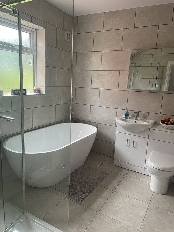 Room Llanberis Grove in Nottingham