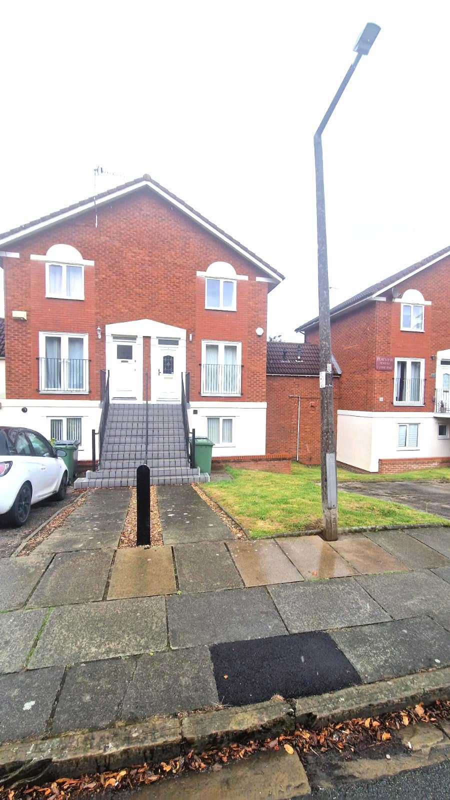 Flat Lorne Road in Oxton Village