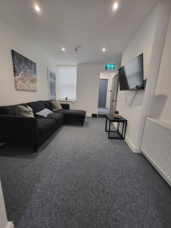 Room Atherton Street in Prescot