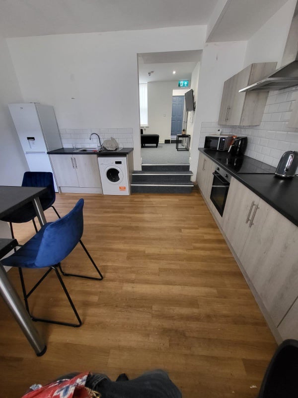 Room Atherton Street in Prescot