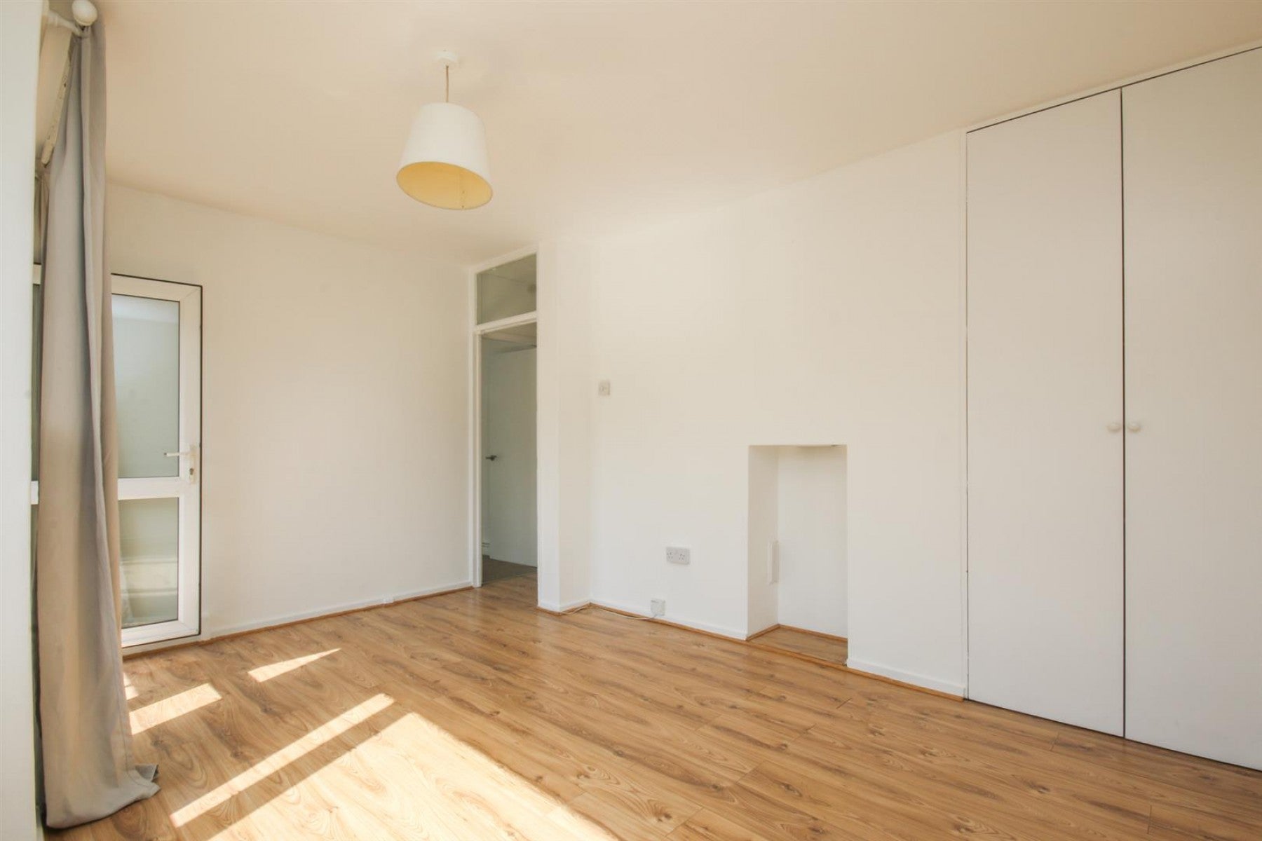 Flat Blackstock Road in Greater London