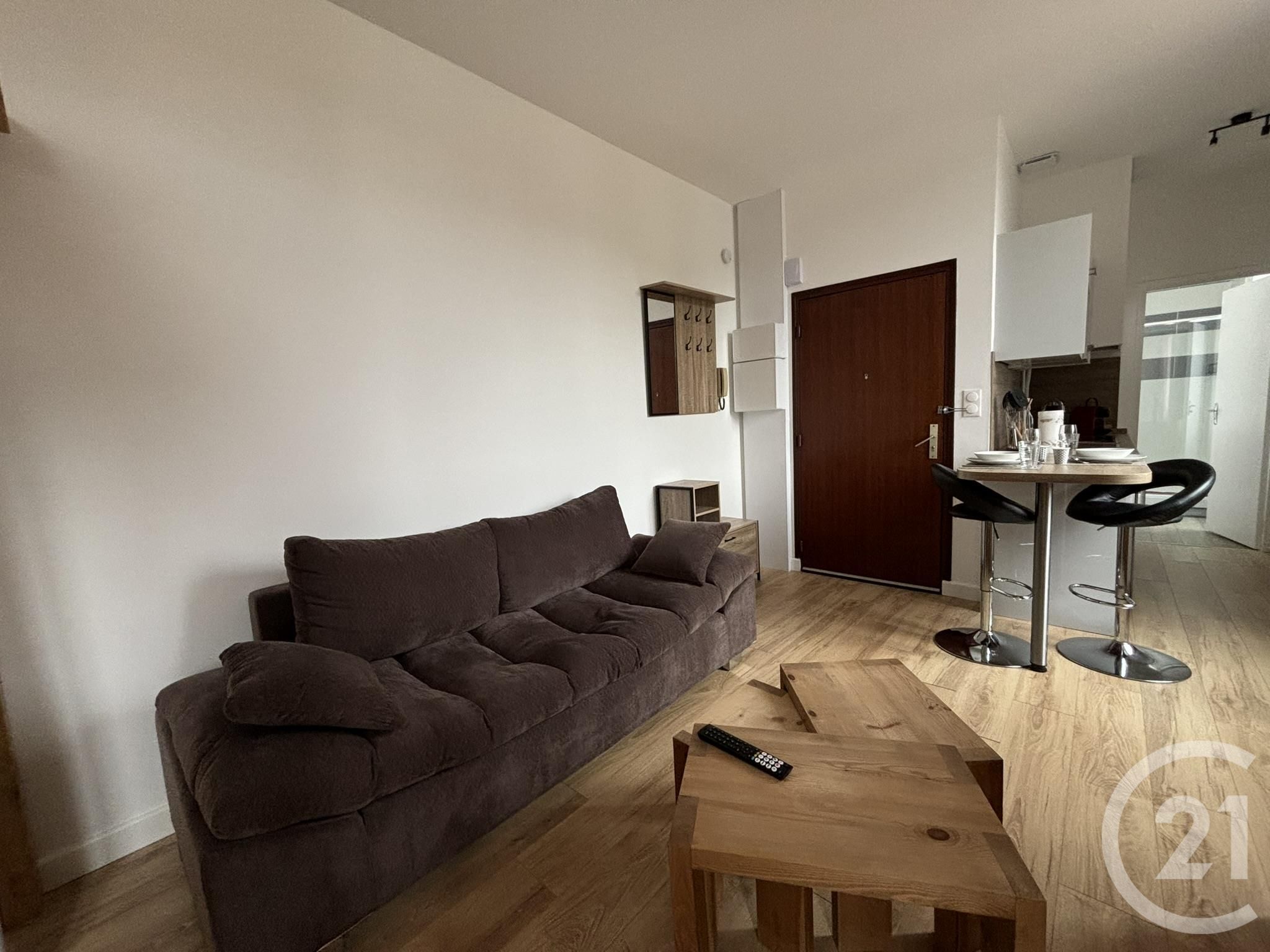 Appartement Place de la Gare à Maintenon