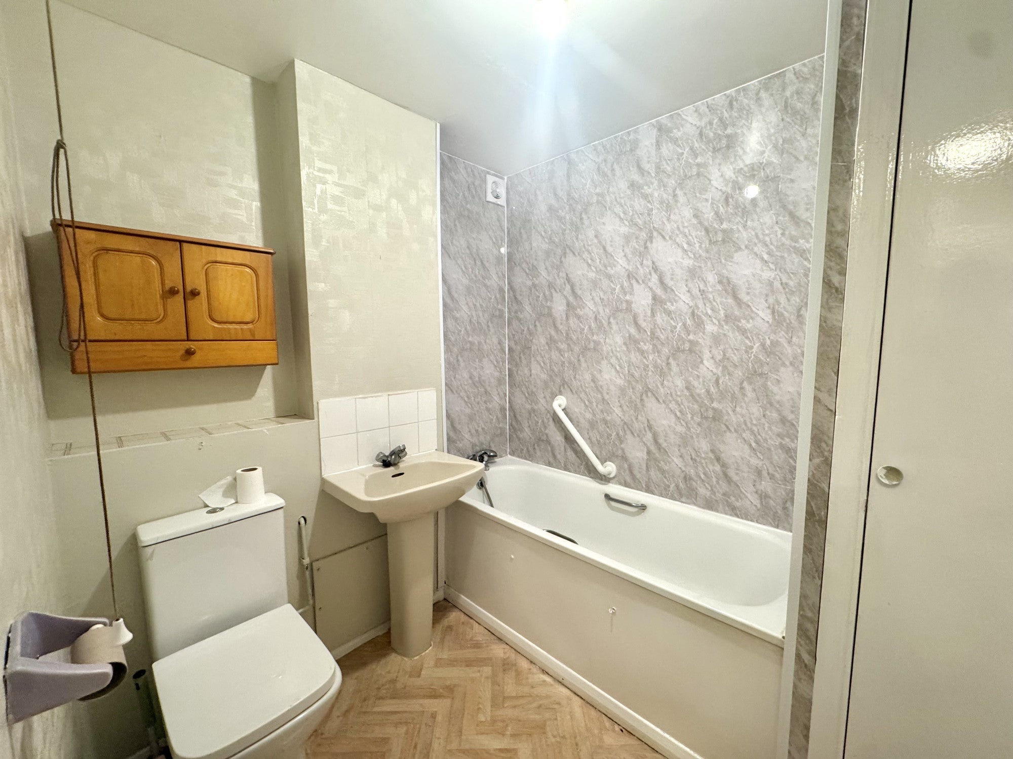 Flat Harewood Terrace in London