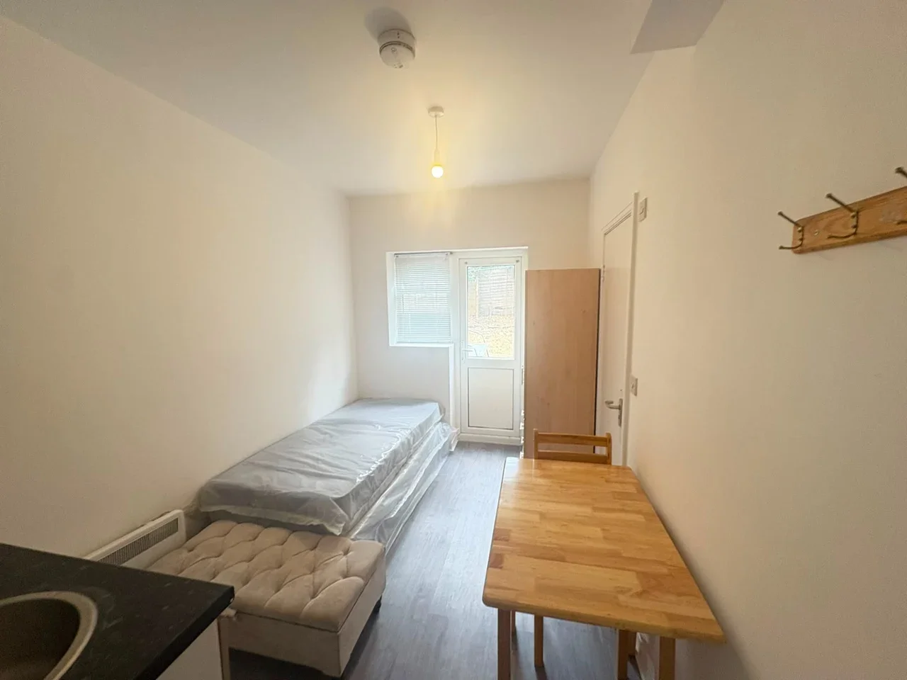 Flat Elfrida Crescent in Greater London