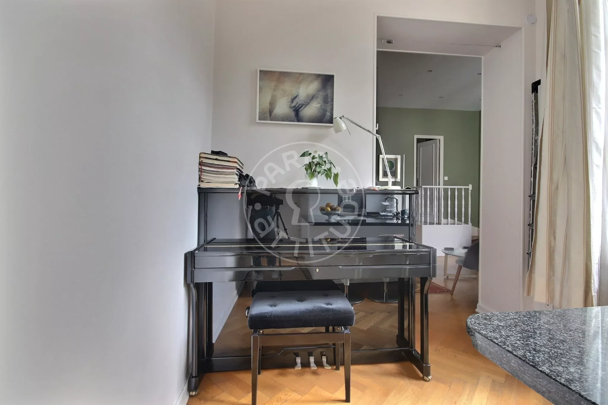 Appartement Rue de l'Université à Paris