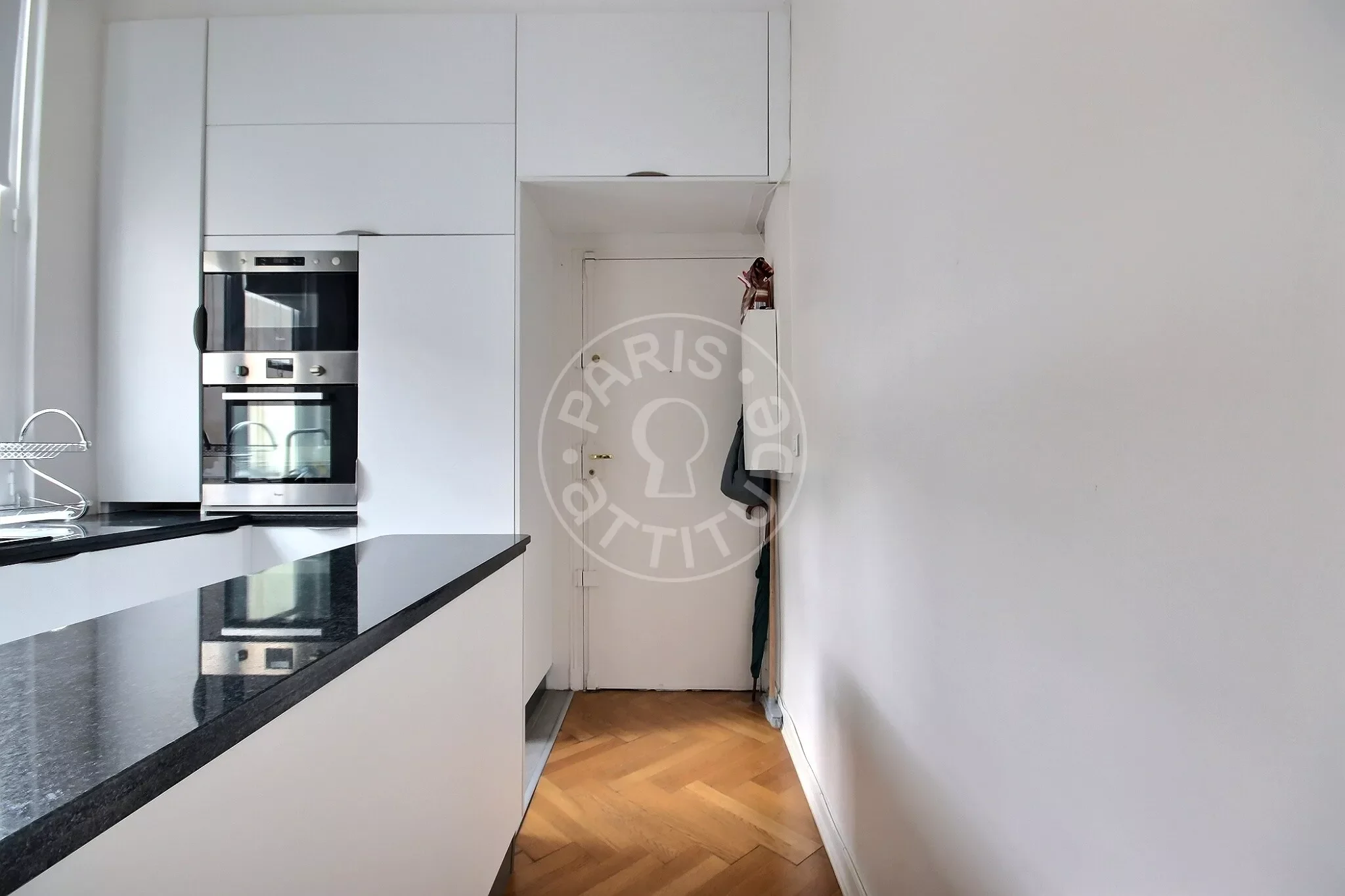 Appartement Rue de l'Université à Paris