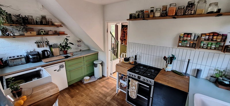 Room Serlby Rise in Nottingham