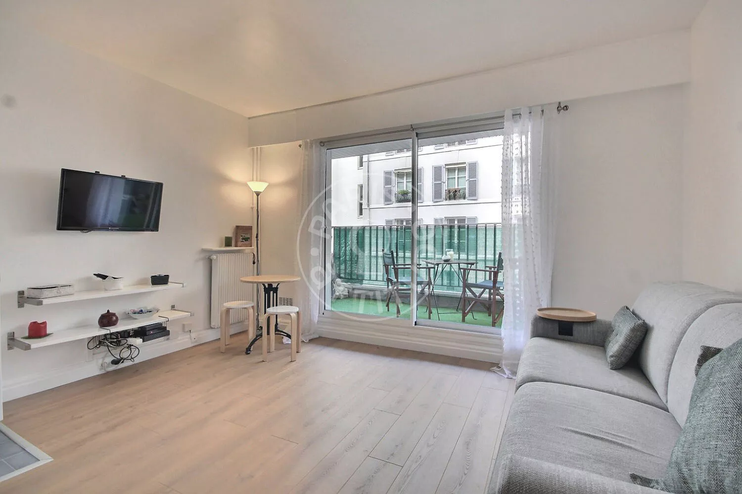 Appartement Rue de la Tour à Paris