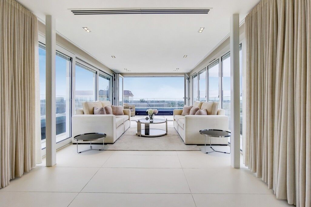 Flat Boydell Court in Greater London