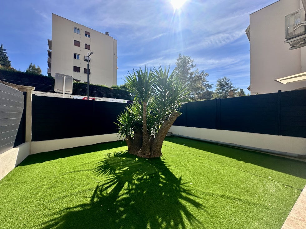 Appartement Rue de Madrid à Le Cannet