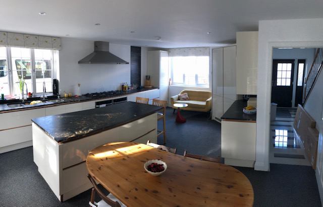 Room Norbury Avenue in Greater London