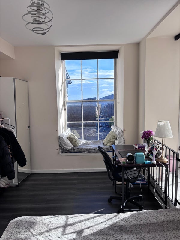 Room Cowgate in City of Edinburgh