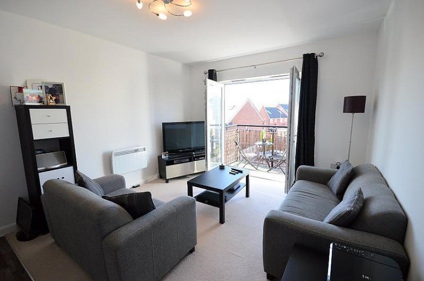 Flat Emperor Court in Warrington