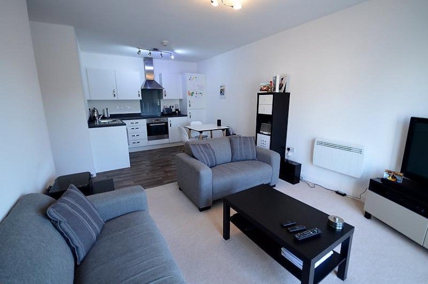 Flat Emperor Court in Warrington