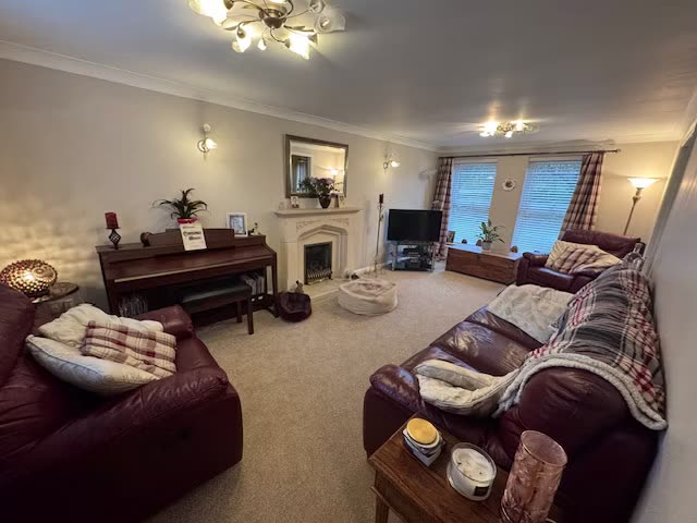 Room Constance Avenue in Stoke-on-Trent