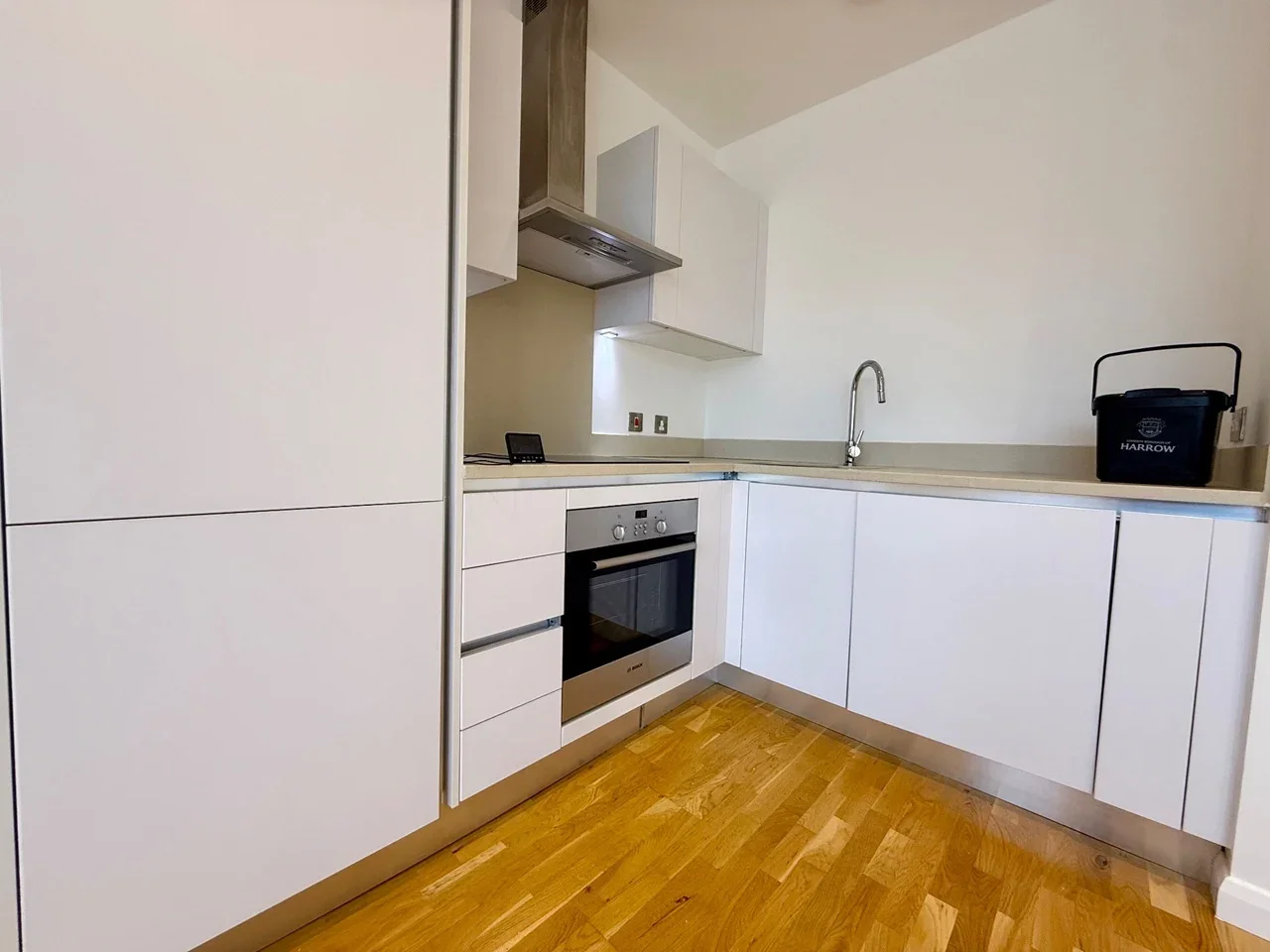 Flat Peterborough Road in Greater London