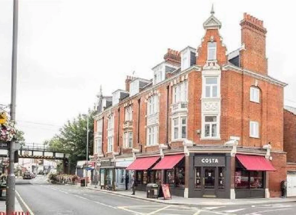 Flat Pretoria Avenue in Greater London