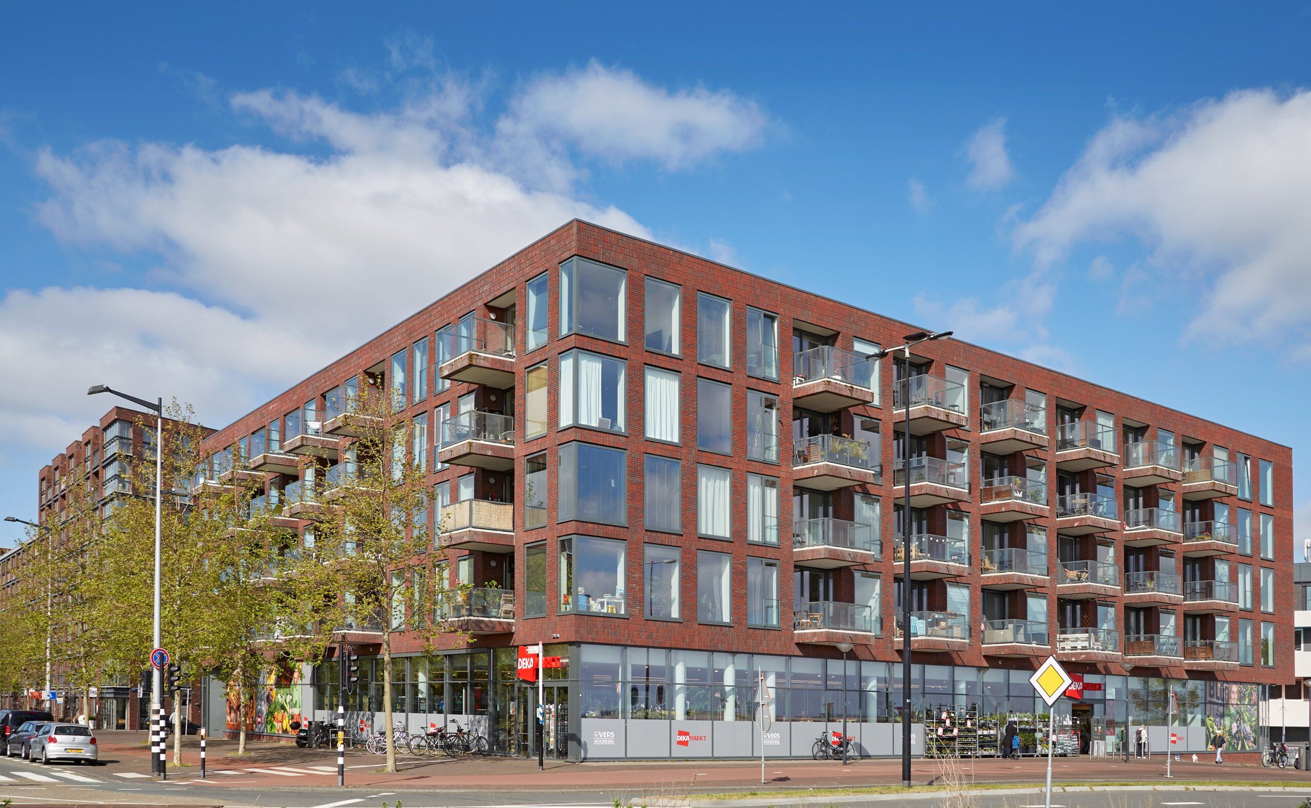 Appartement Bert Haanstrakade in Amsterdam