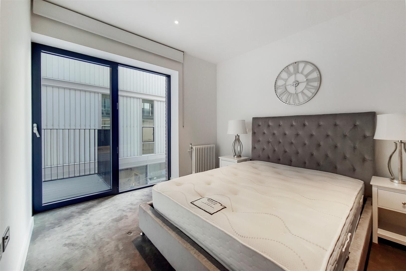 Flat Lyell Street in Greater London