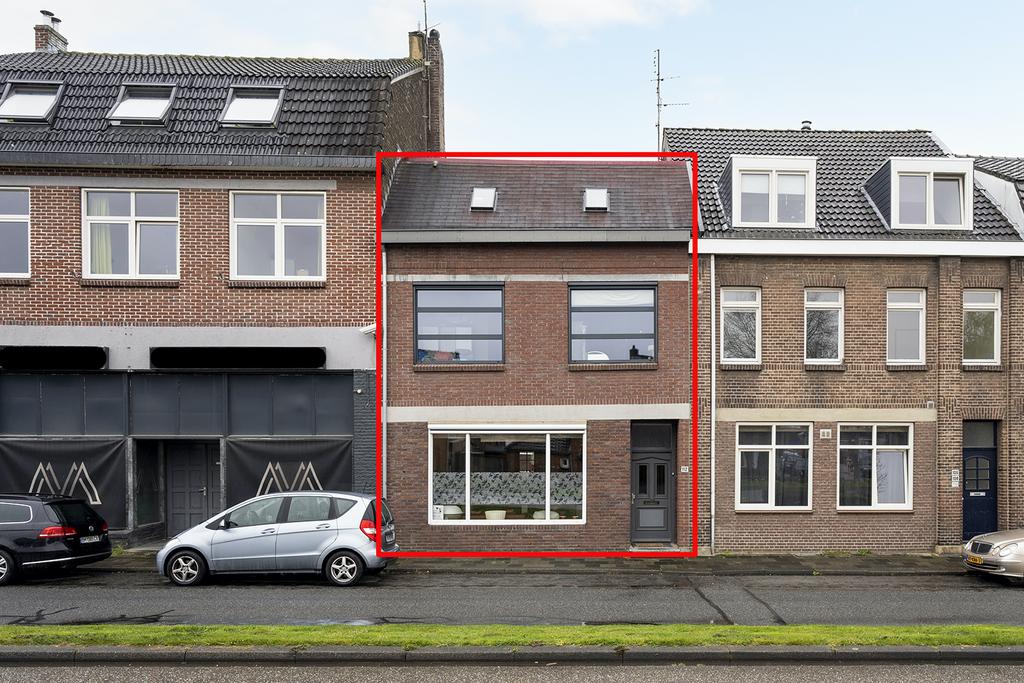 Huis Dorpstraat 112 in Buchten