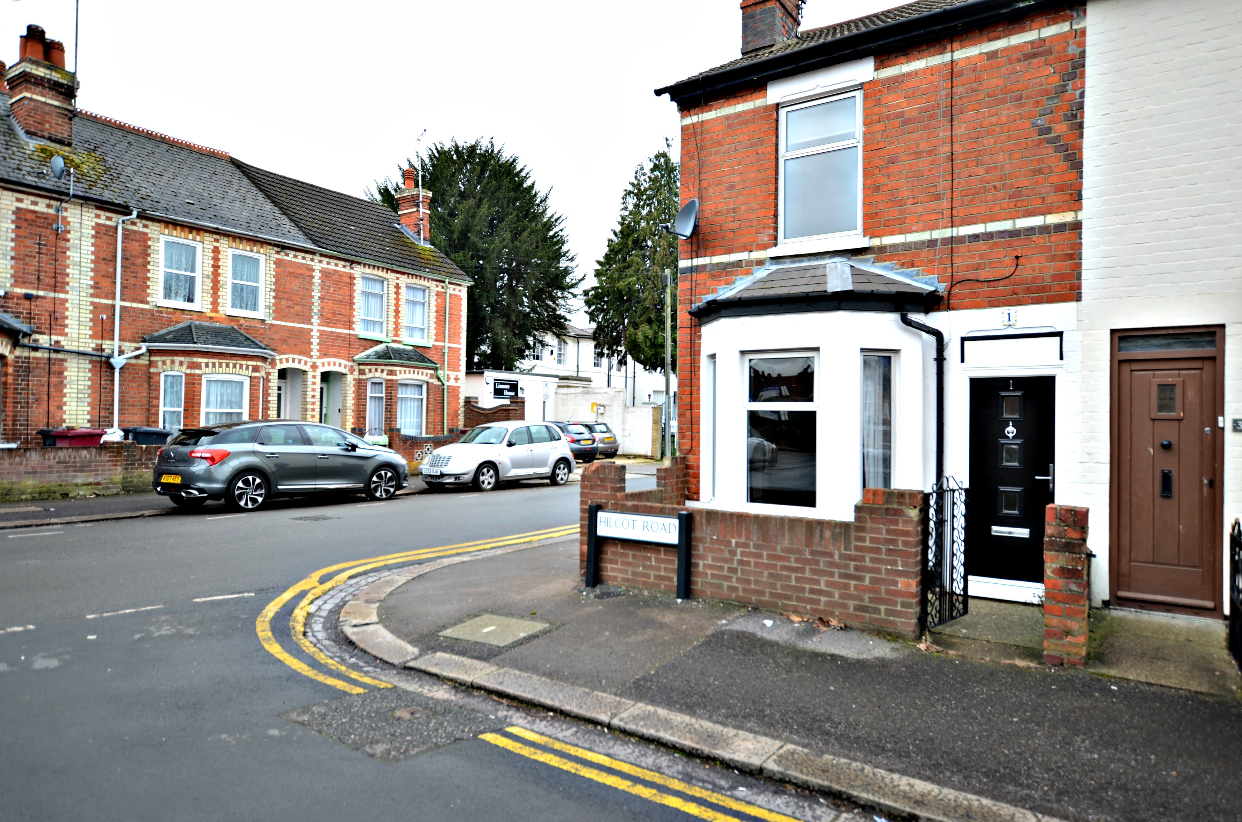 House Hilcot Road in Reading