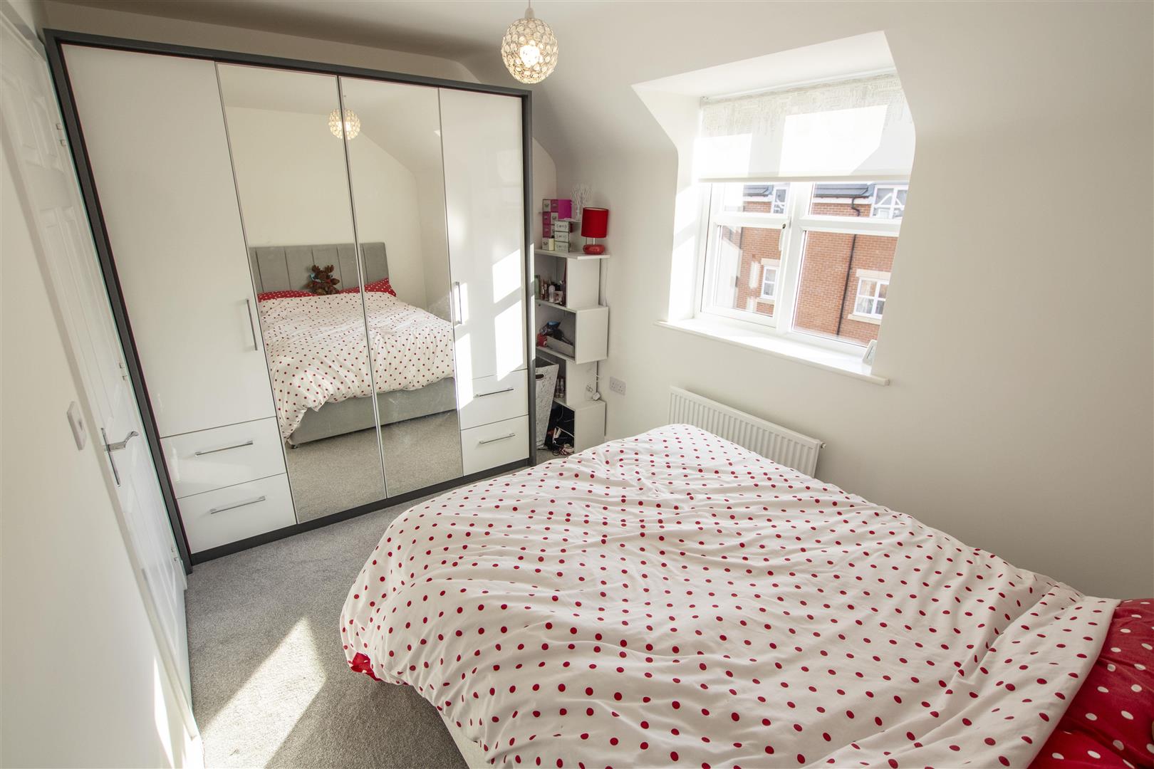 Flat Escelie Way in Birmingham