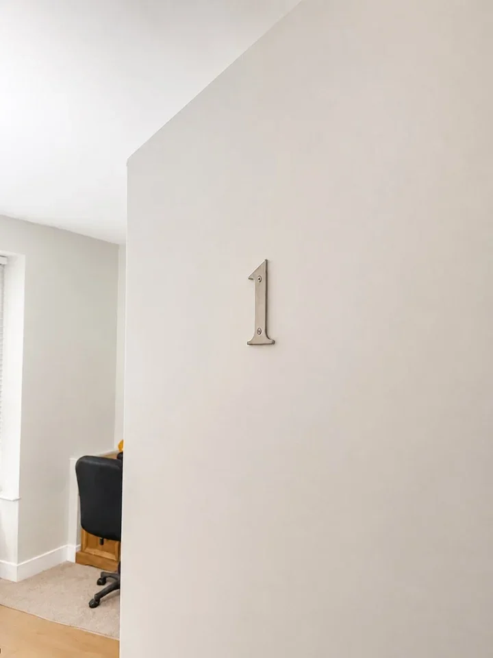 Room St Edmunds Avenue in Mansfield Woodhouse