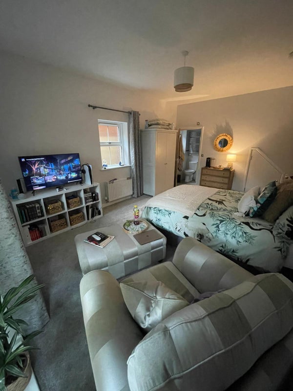 Room Dearlove Place in East Hertfordshire