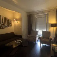 Chambre Rue Cimarosa à Paris